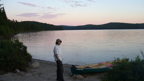 Le lac Rossi dans le Parc national du Mont-Tremblant Le lac Rossi dans le Parc national du Mont-Tremblant