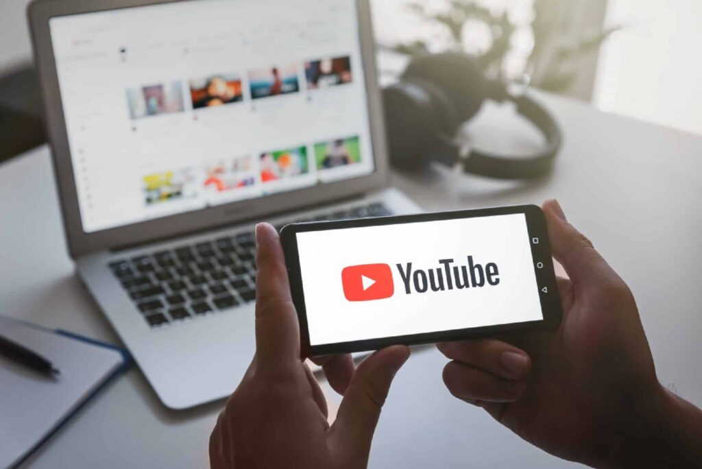 15 VIDÉASTES FRANCOPHONES À SUIVRE SUR YOUTUBE