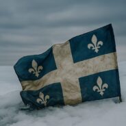 Une nation entre guillemets