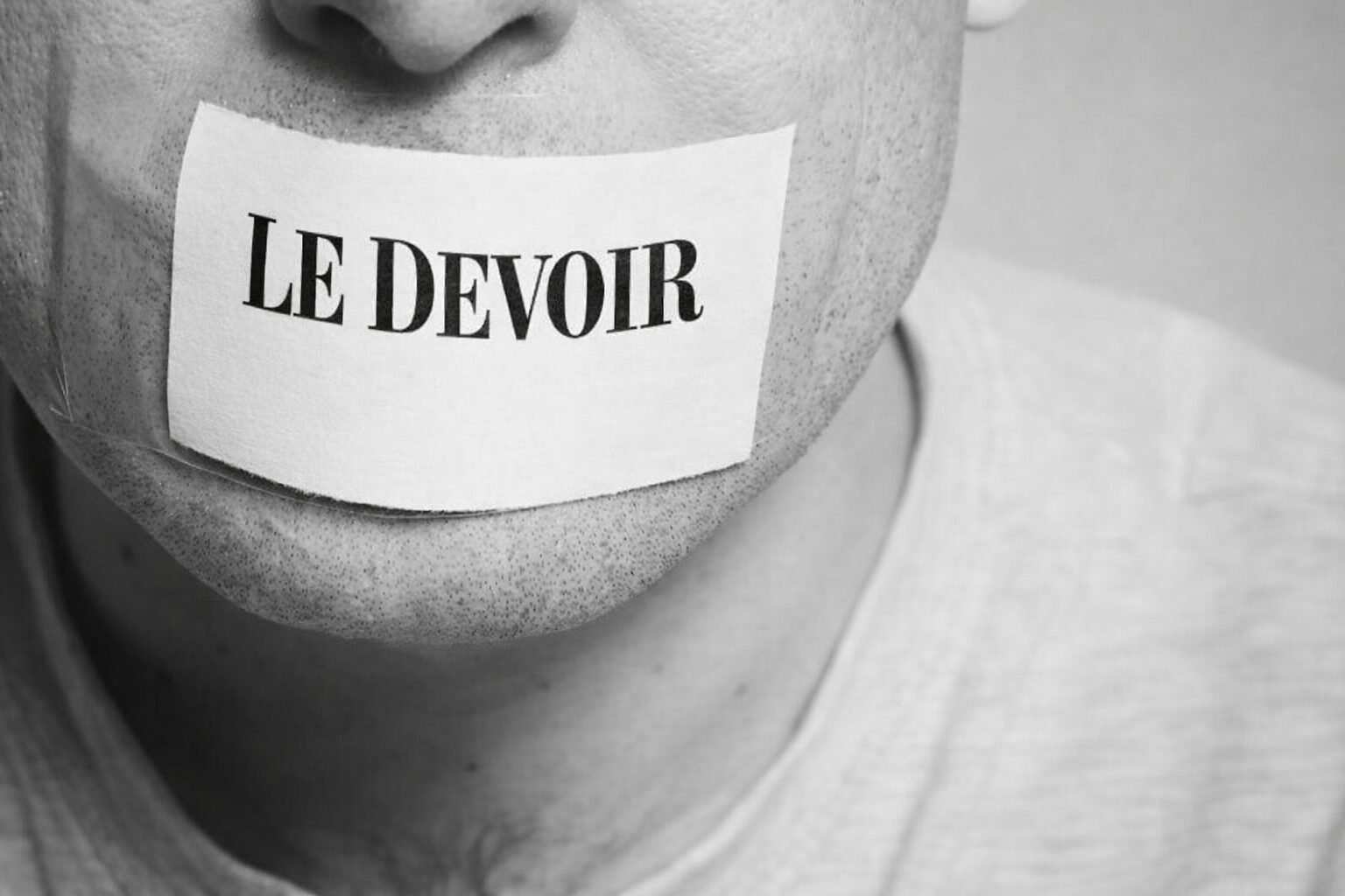 Pourquoi l’éviction de Christian Rioux du Devoir soulève une inquiétude démocratique, révèle un glissement idéologique et interroge le pluralisme médiatique au Québec.